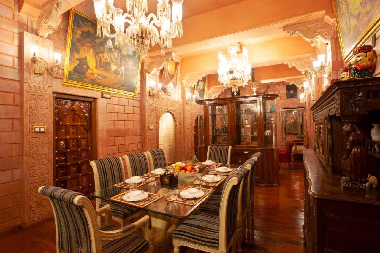 Stayvista At Pink Palace Rajasthani Decor 우티 외부 사진