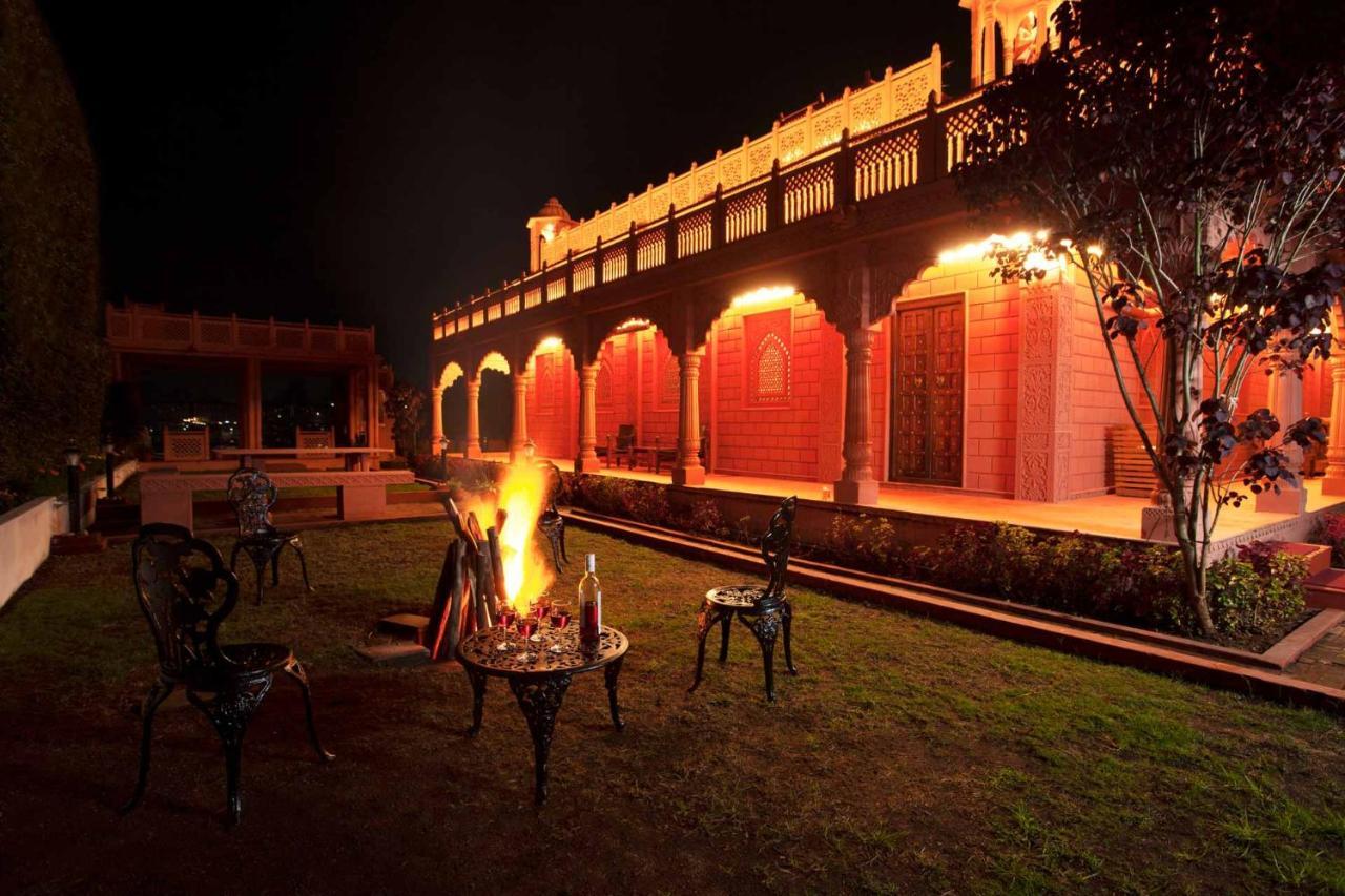 Stayvista At Pink Palace Rajasthani Decor 우티 외부 사진